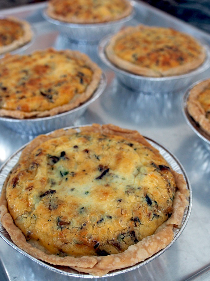 Mini Quiche – Two Ways: Roasted Tomato, Sausage & Spinach and Mushroom ...